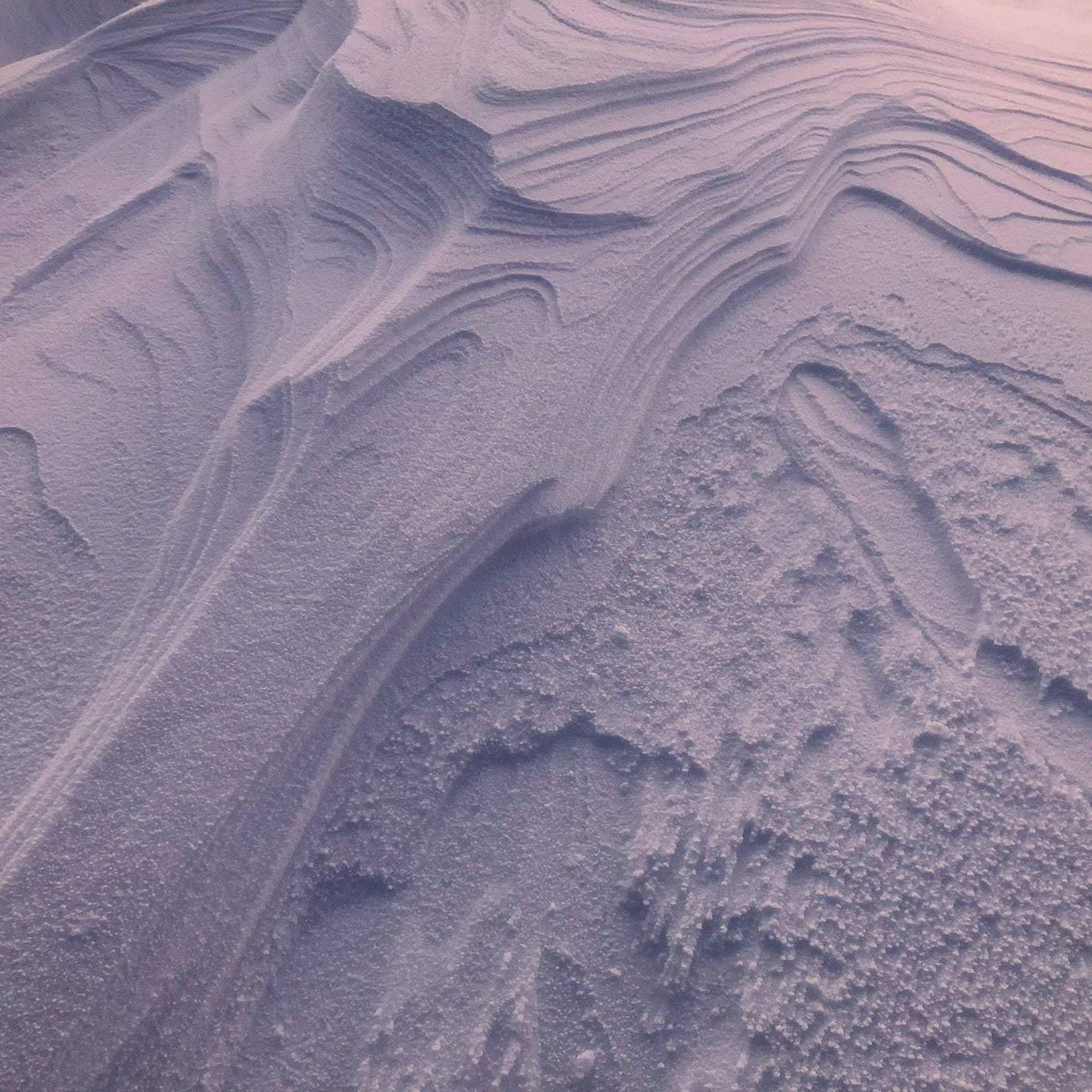 キリマンジャロ山頂 雪の模様 (Mt. Kilimanjaro, Tanzania)